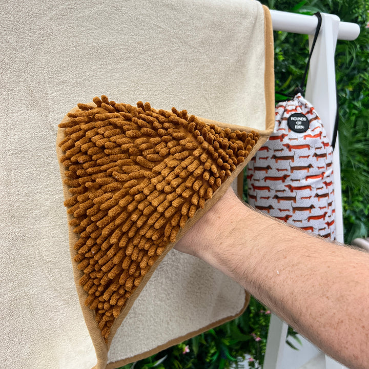 Sizzlin' Sausages - Dog Towel + Carry Bag