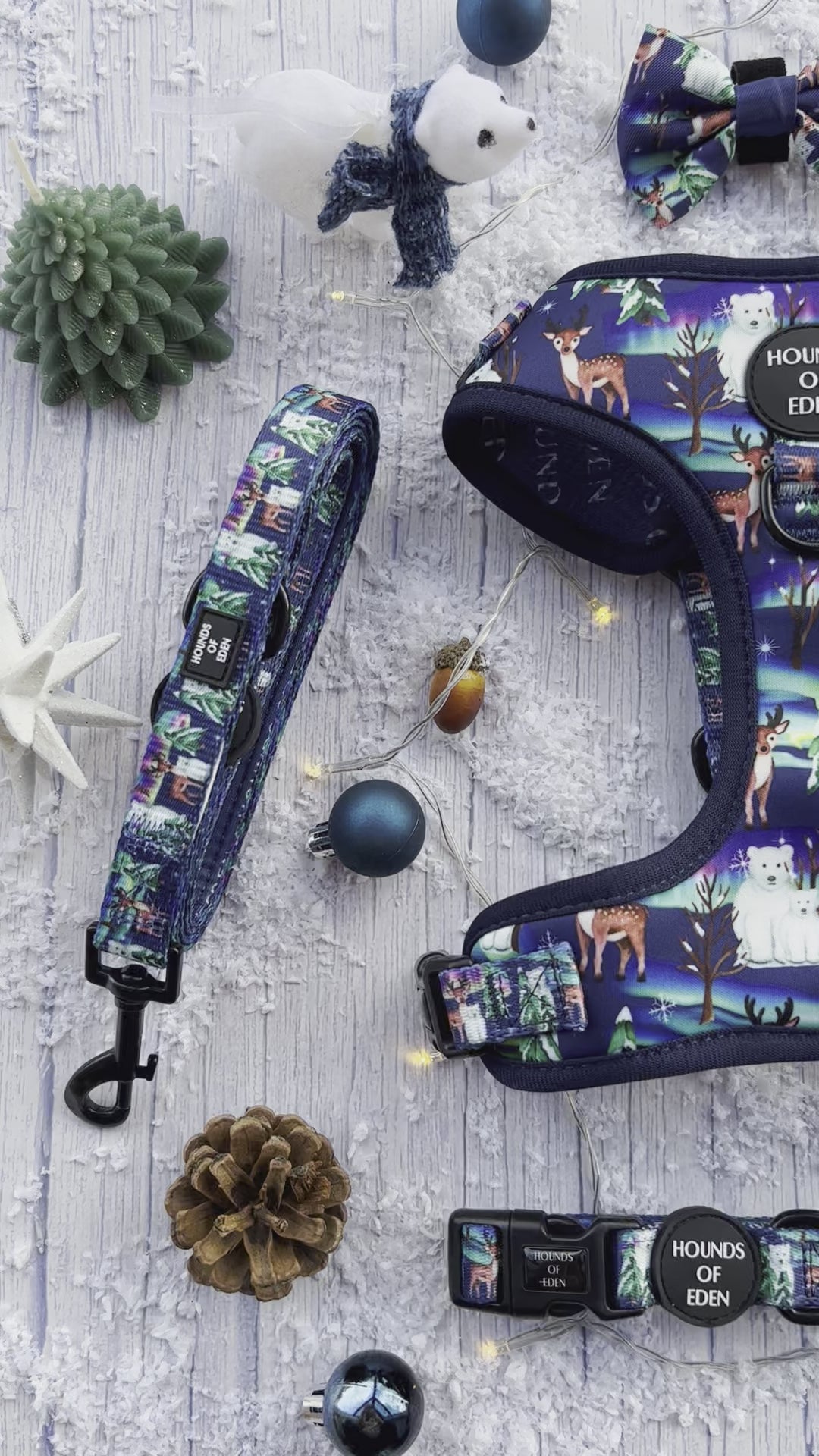 Polar Lights - Marineblaues Hundehalsband mit Eisbär-Design